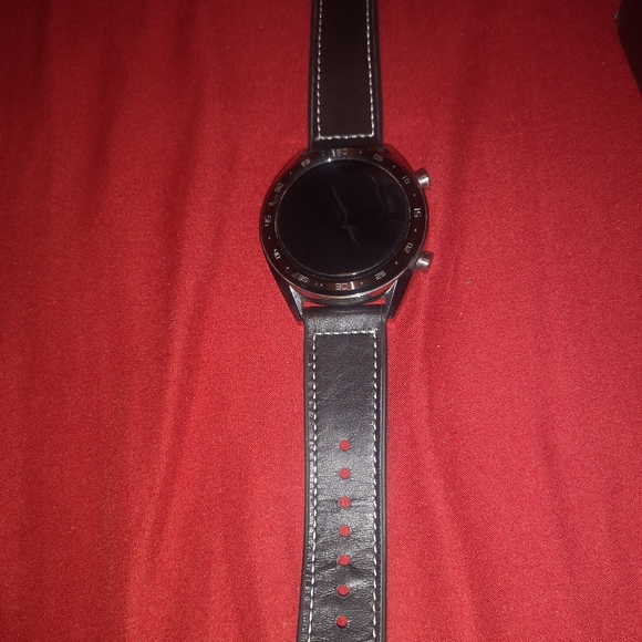 Huawie Gt smart watch - Picture 3 of 4